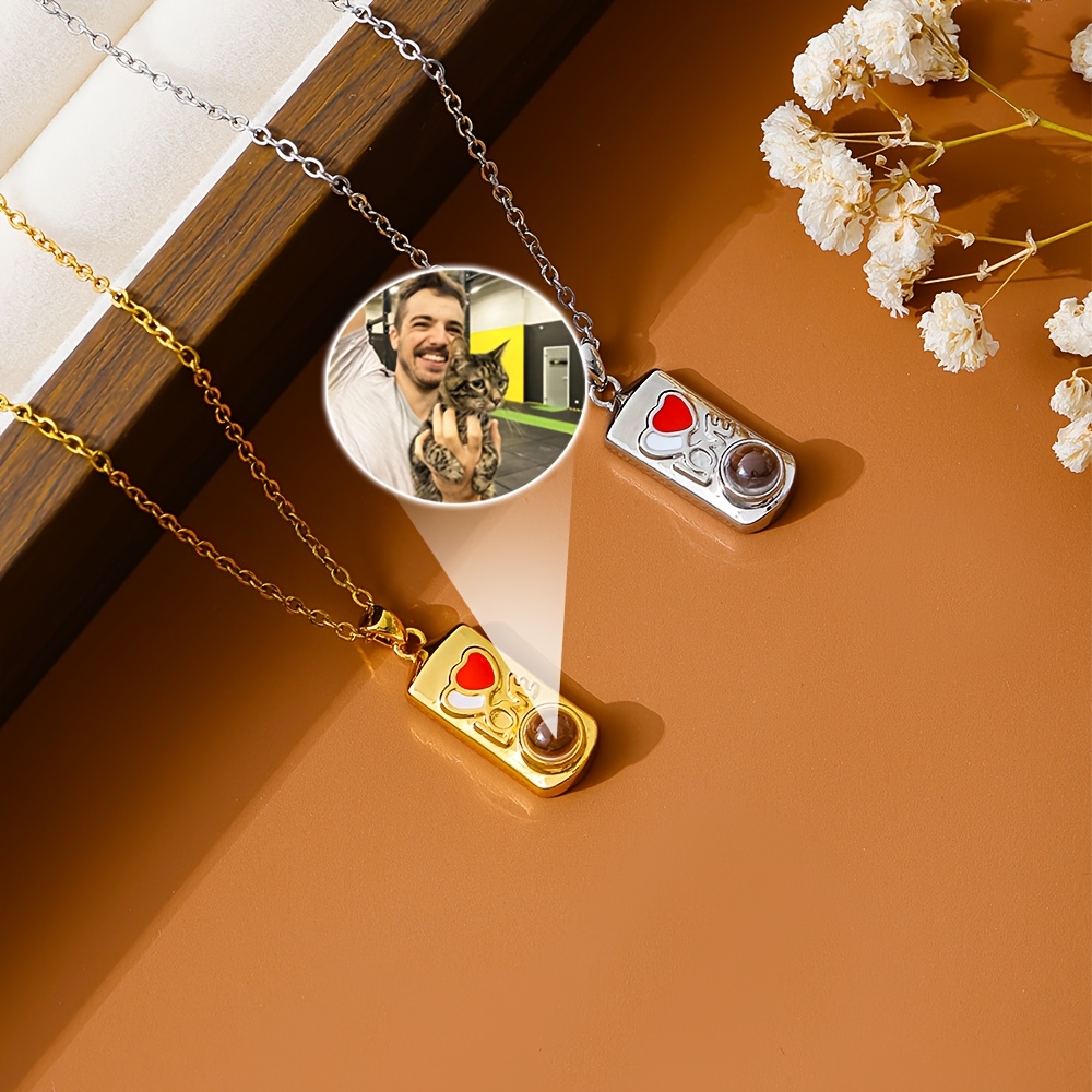 Custom Photo Stainless Steel Heart Shaped Projection Necklace